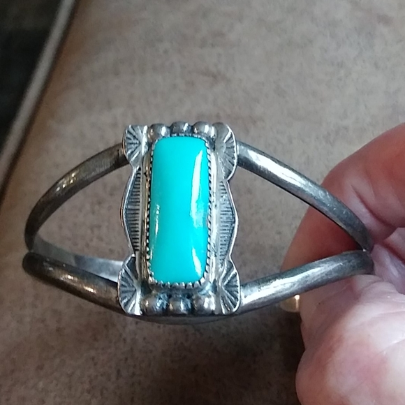 Native American Bracelet - Picture 4 of 4